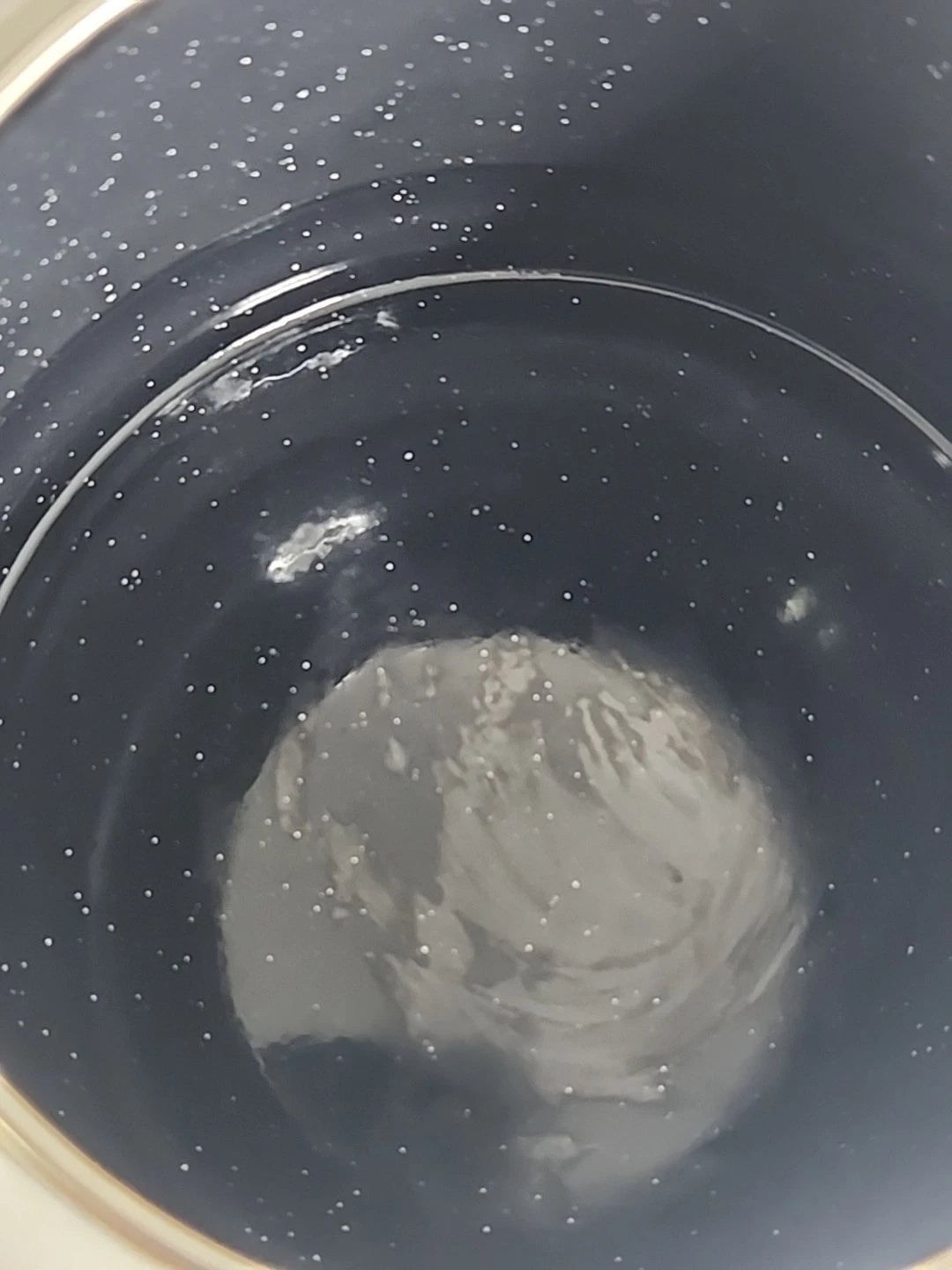 Le Creuset Whistling Tea Kettle Gray Tea Pot 1.25 Qt 1.1 L Enameled