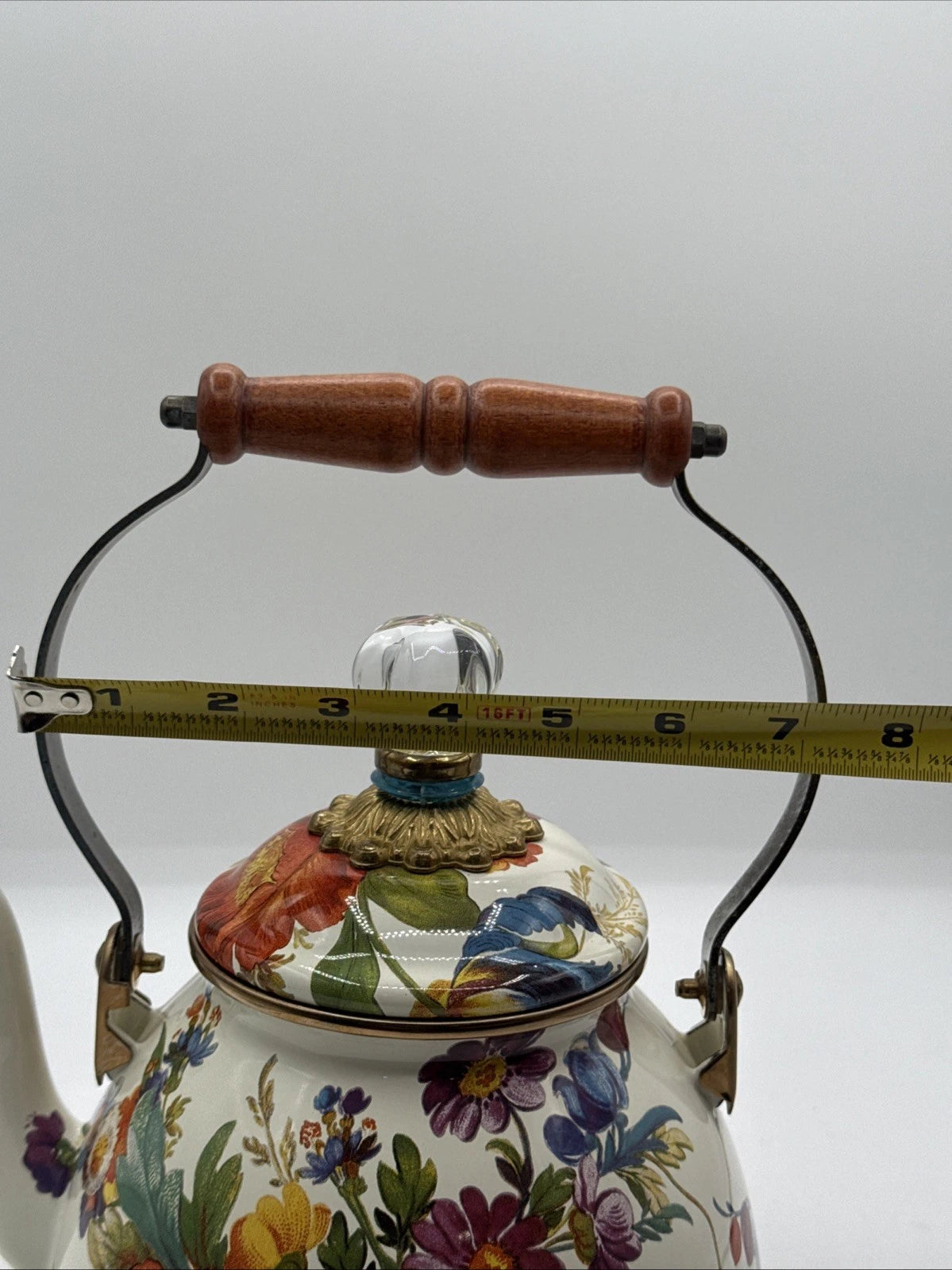 Mackenzie Childs Enamel White Flower Market 2 Quart Tea Pot / Kettle
