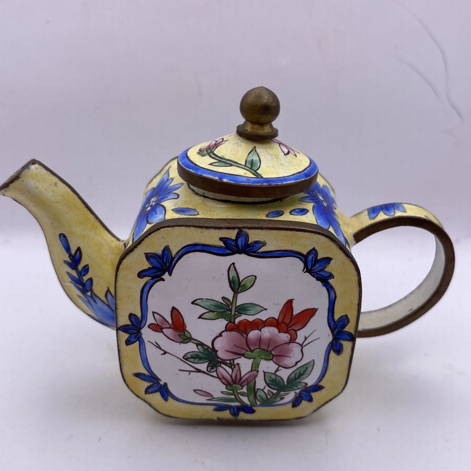 Miniature Enamel Teapot With Lid Yellow flowers BB7