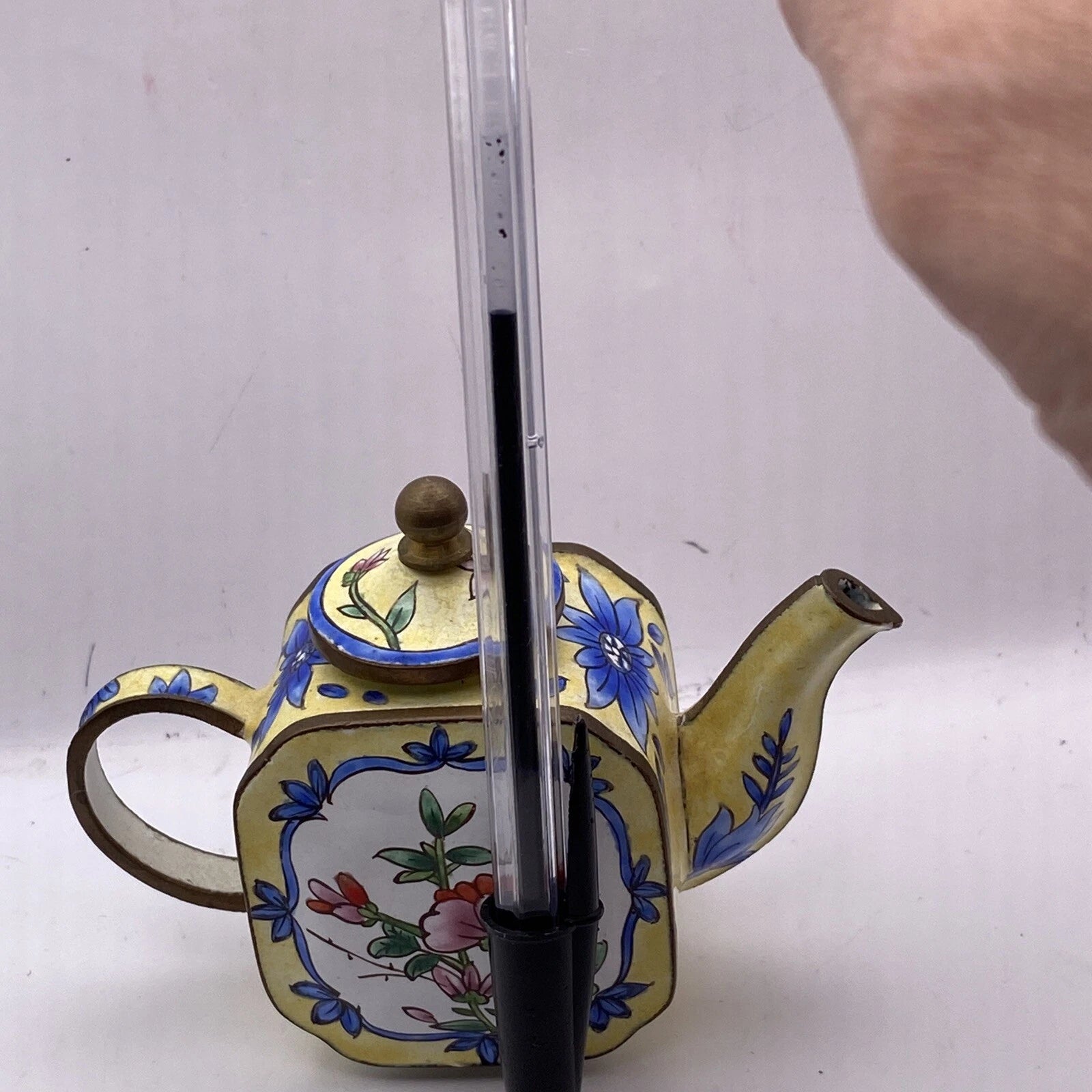 Miniature Enamel Teapot With Lid Yellow flowers BB7