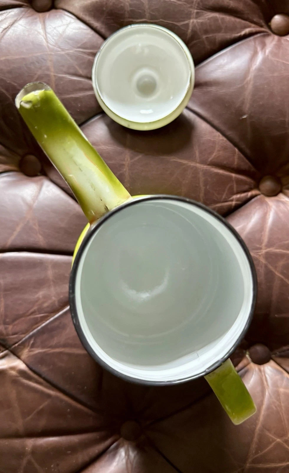 Vintage 1960s Enamelware Graniteware Coffee/Tea Pot 7 1/2" + 12" Bowl FRUIT