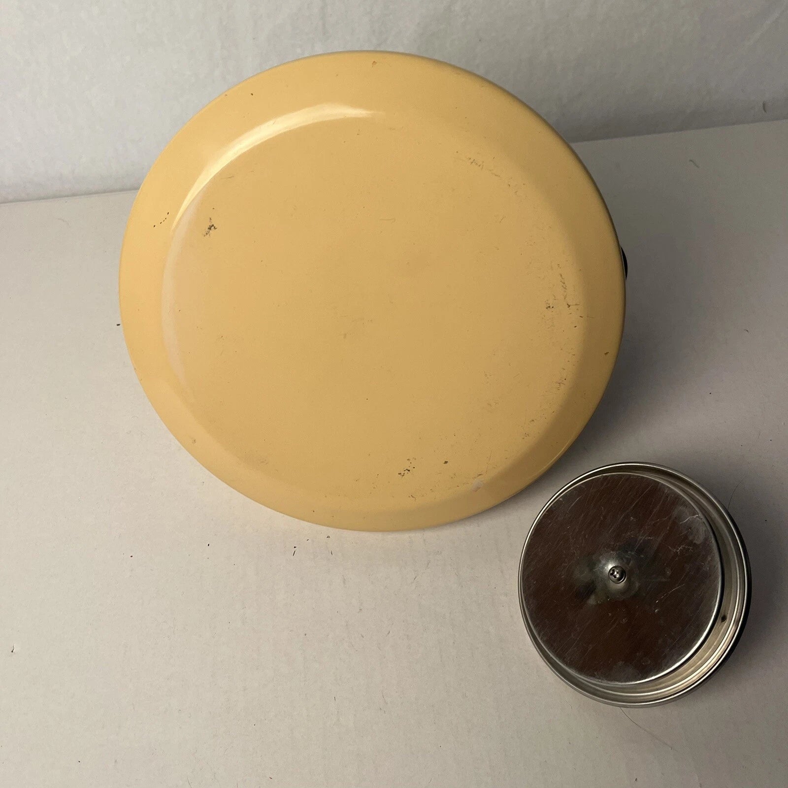 Vintage Cream Yellow Enamel Whistling Teapot Tea Kettle MCM Black Handle | eBay