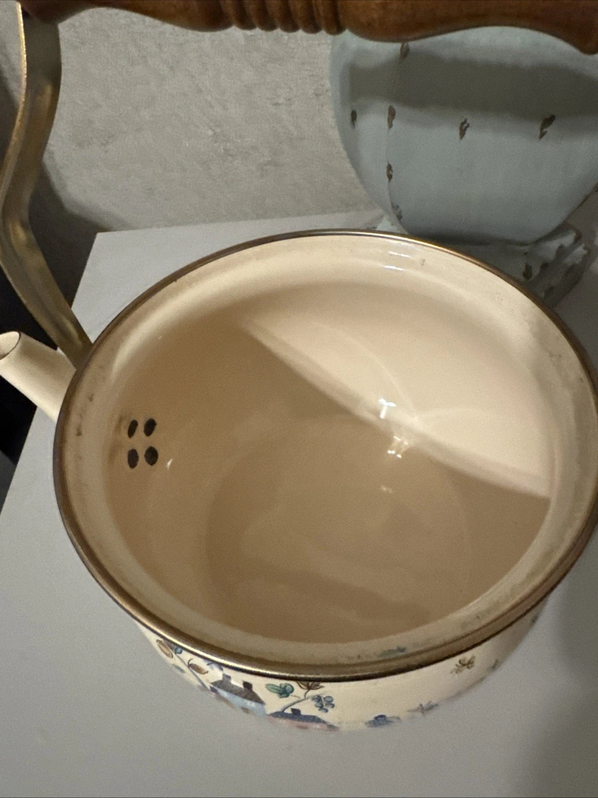 Vintage International Heartland 2 Qt Teapot Kettle Enamel with Brass Wood Handle | eBay