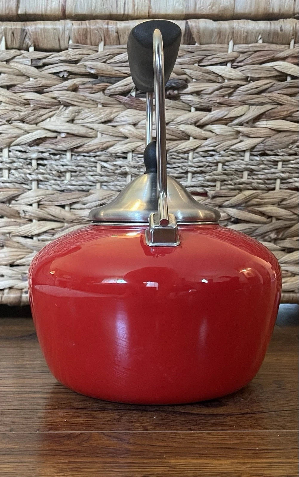 Vintage Chantal Classic Whistling Tea Kettle Teapot RED Enamel Black Handle