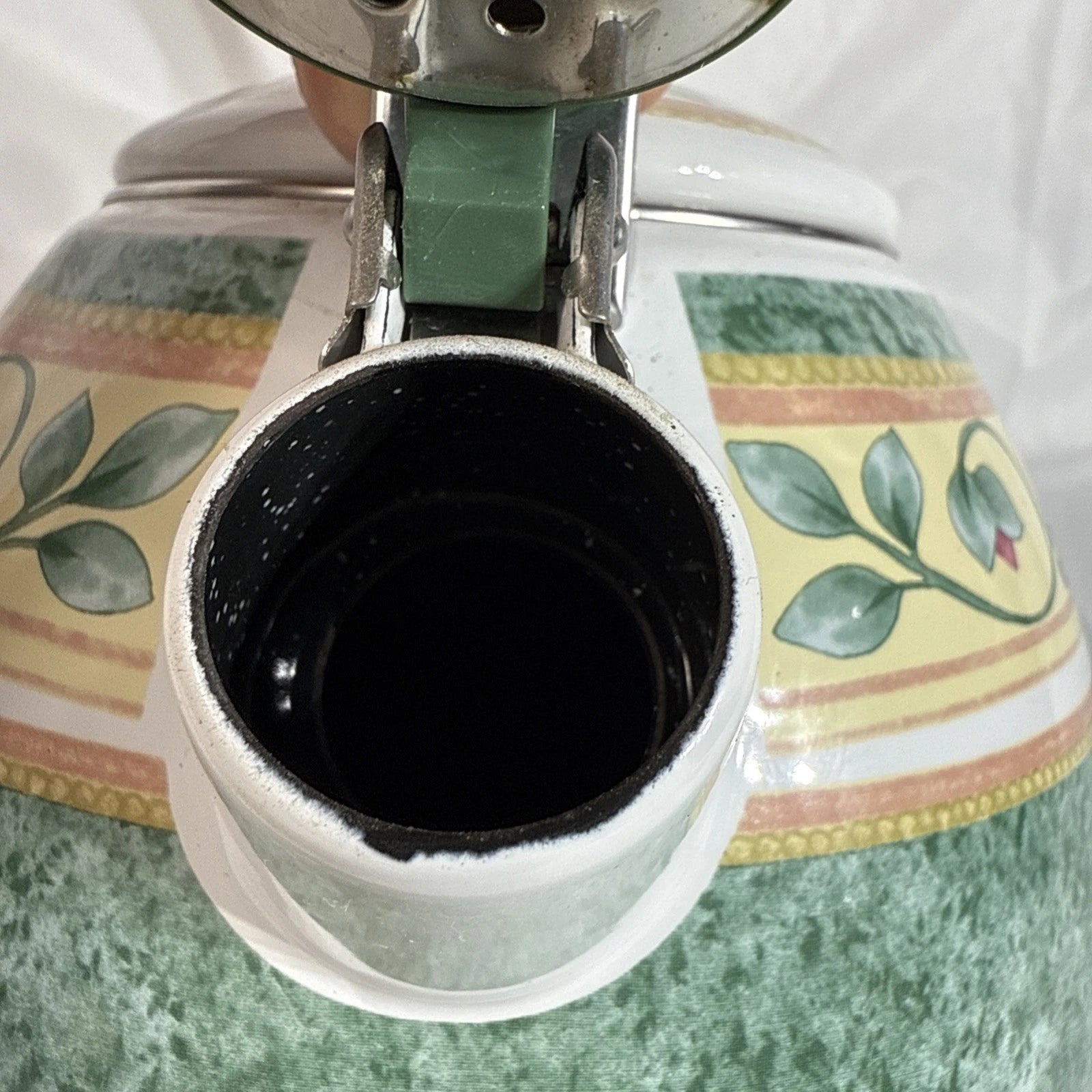 Pfaltzgraff French Quarter Tea Kettle Teapot Enamel on Steel Green