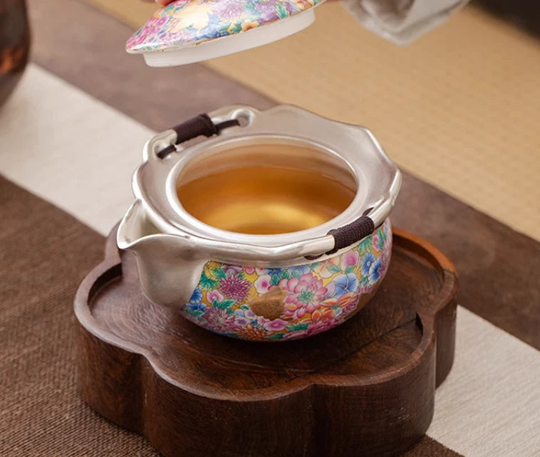 Gold butterfly enamel million flowers hand-grabbed pot gold silver teapot