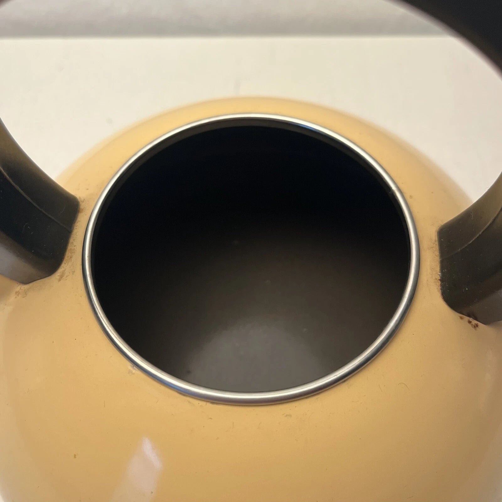 Vintage Cream Yellow Enamel Whistling Teapot Tea Kettle MCM Black Handle | eBay