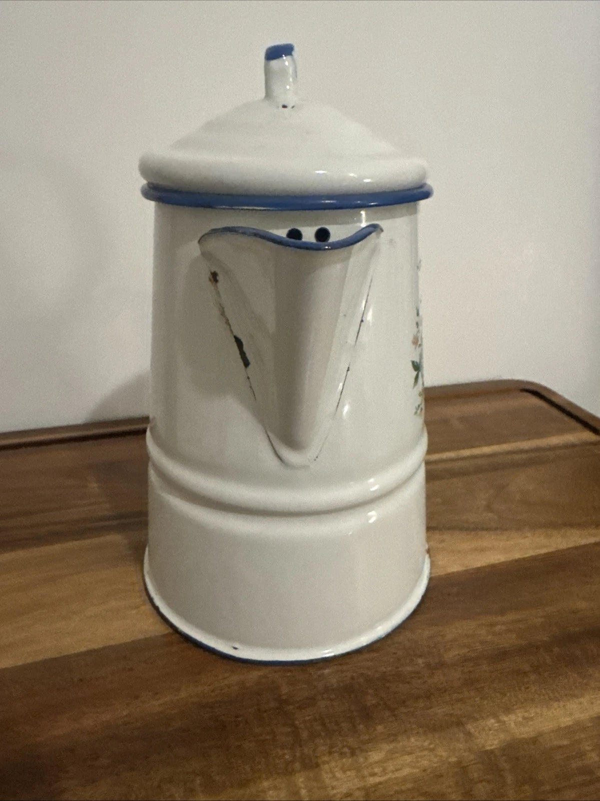 VINTAGE CINSA SALTILLO WHITE w/FLOWERS ENAMELWARE COFFEE/ TEA POT