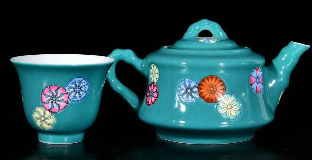 Qing yongzheng Enamel color porcelain Flower Pattern Wine TeaPot Cup Plate Set
