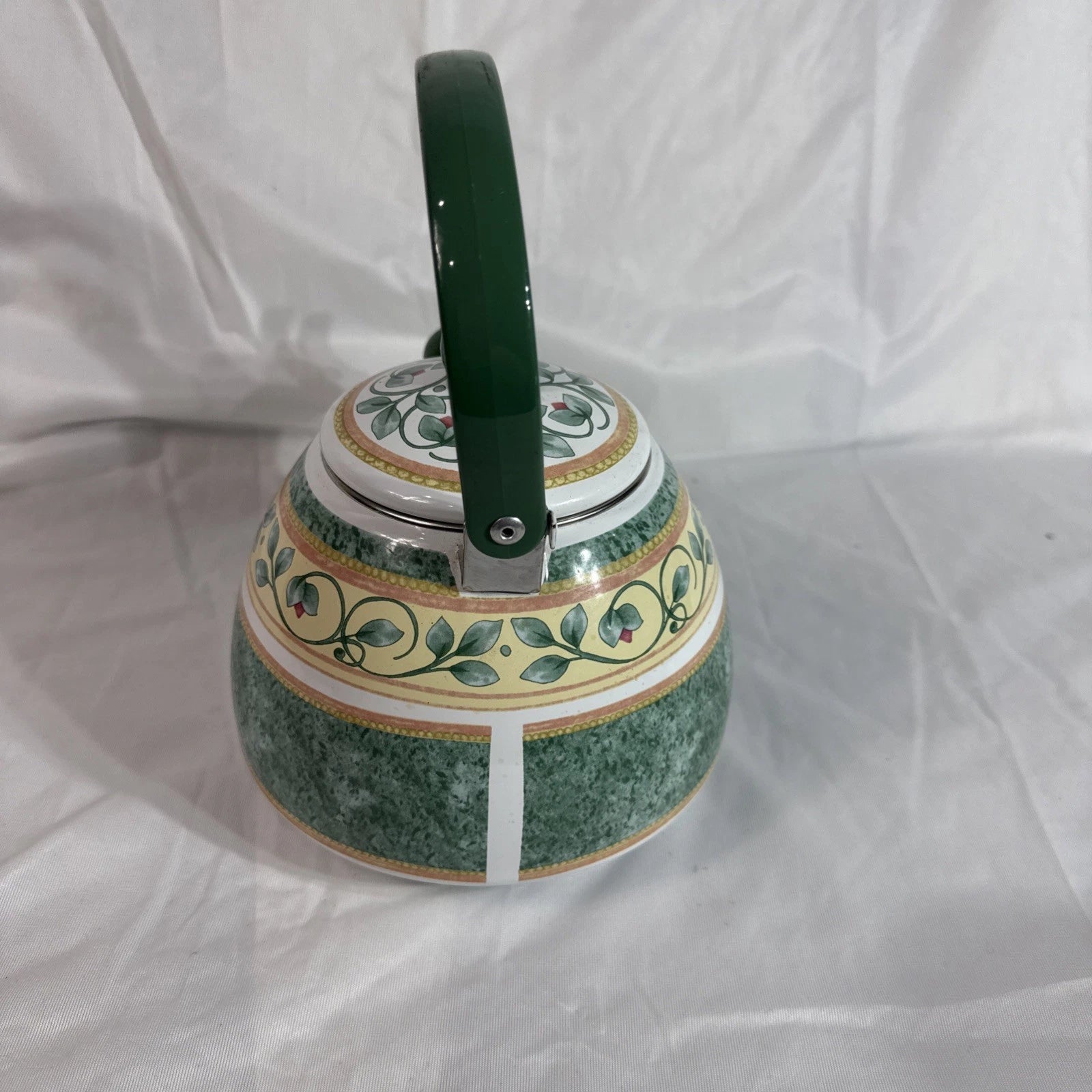 Pfaltzgraff French Quarter Tea Kettle Teapot Enamel on Steel Green