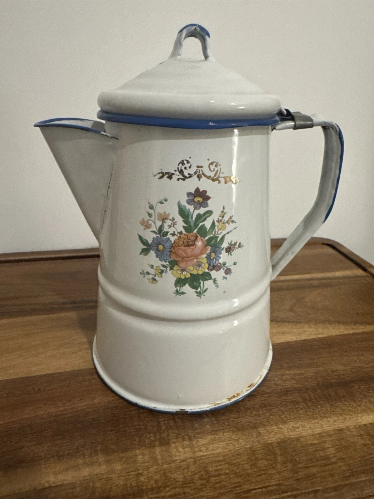 VINTAGE CINSA SALTILLO WHITE w/FLOWERS ENAMELWARE COFFEE/ TEA POT