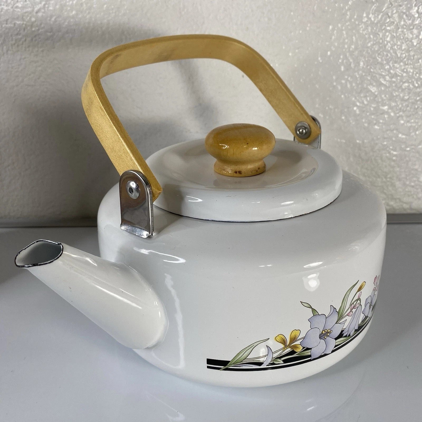 Vintage 2qt Enamel Tea Kettle With Flowers & Wood Handle New