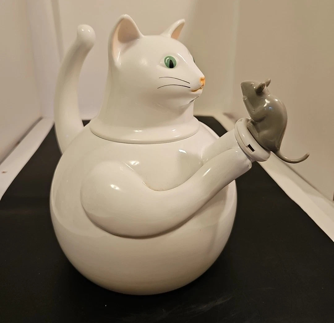 Vintage  Copco White Cat & Gray Mouse Enamelware 2 ½ QT Tea Kettle