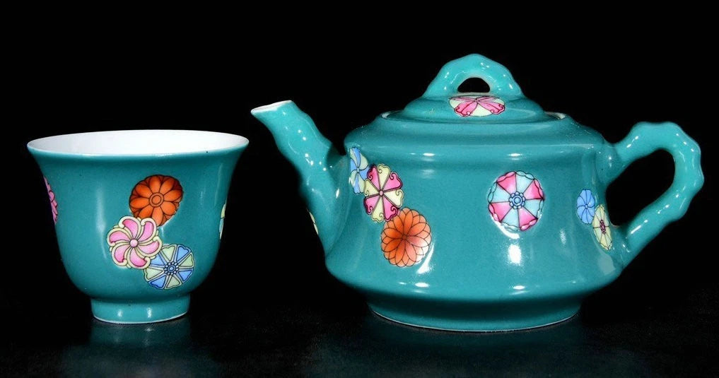 Qing yongzheng Enamel color porcelain Flower Pattern Wine TeaPot Cup Plate Set