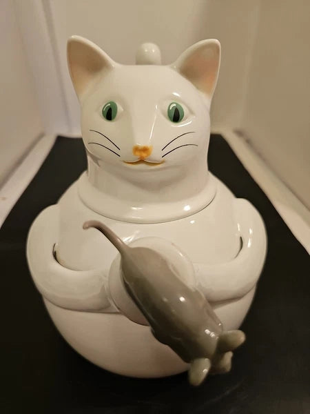 Vintage  Copco White Cat & Gray Mouse Enamelware 2 ½ QT Tea Kettle