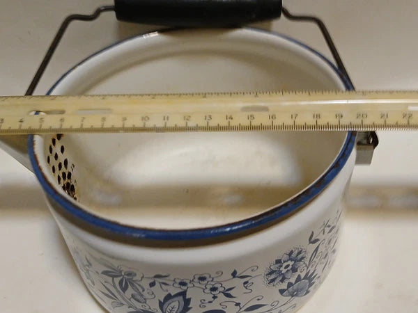 Vintage Blue Onion Danube Style Enamel Teapot Metal Bail Wood Handle 4.5"×8"