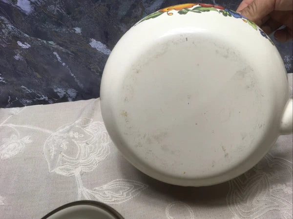 VGT White Enamelware Metal Tea Kettle / Teapot w/ Wooden Handle, Floral Design