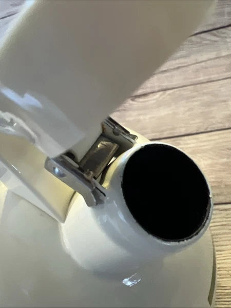 Spode Christmas Tree Whistling Tea Kettle Pot Porcelain Enamel on Steel 2.2 Qt