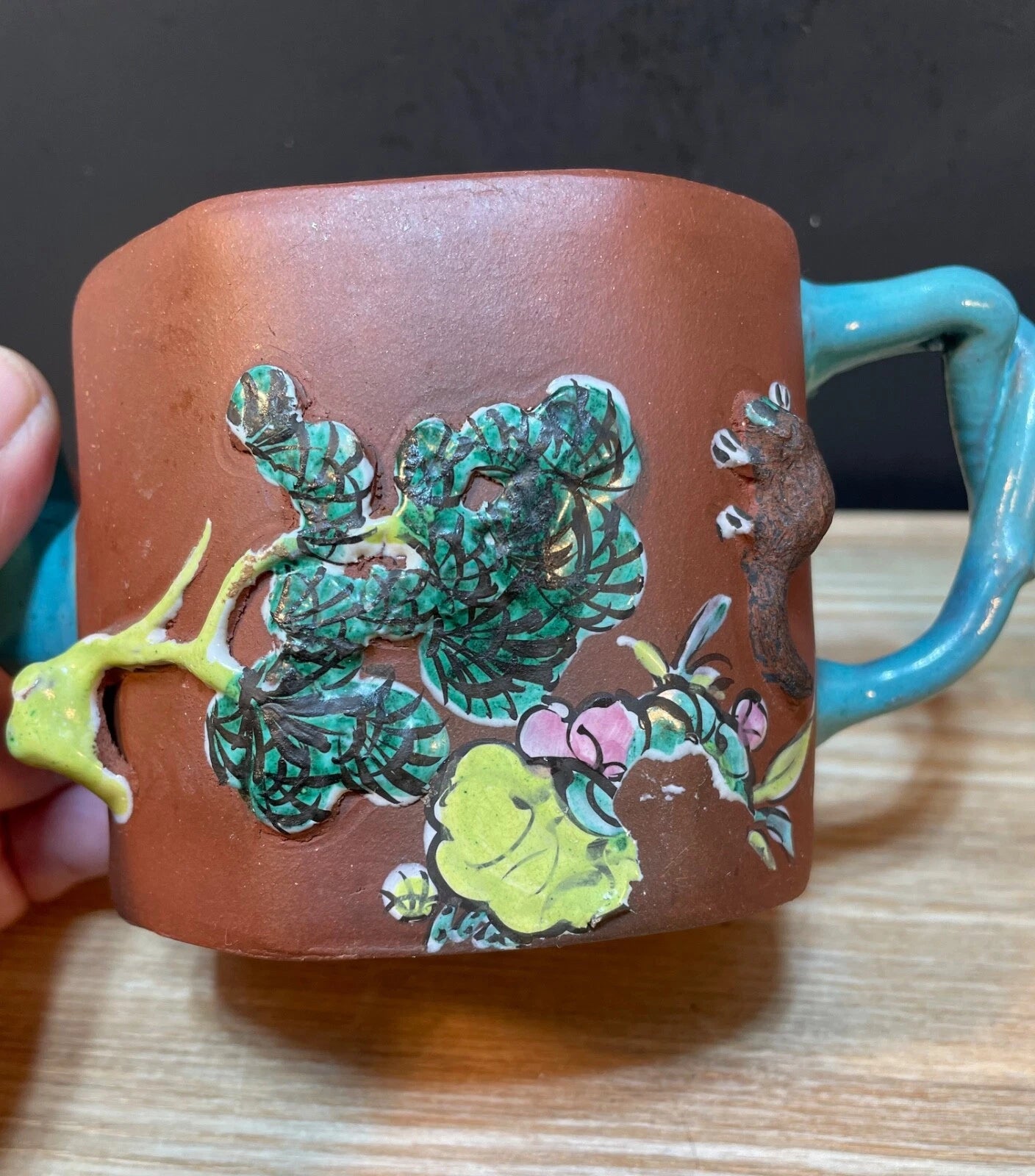 Antique China Chinese Yixing Zisha Clay Enameled Teapot Pottery with 4 Cups
