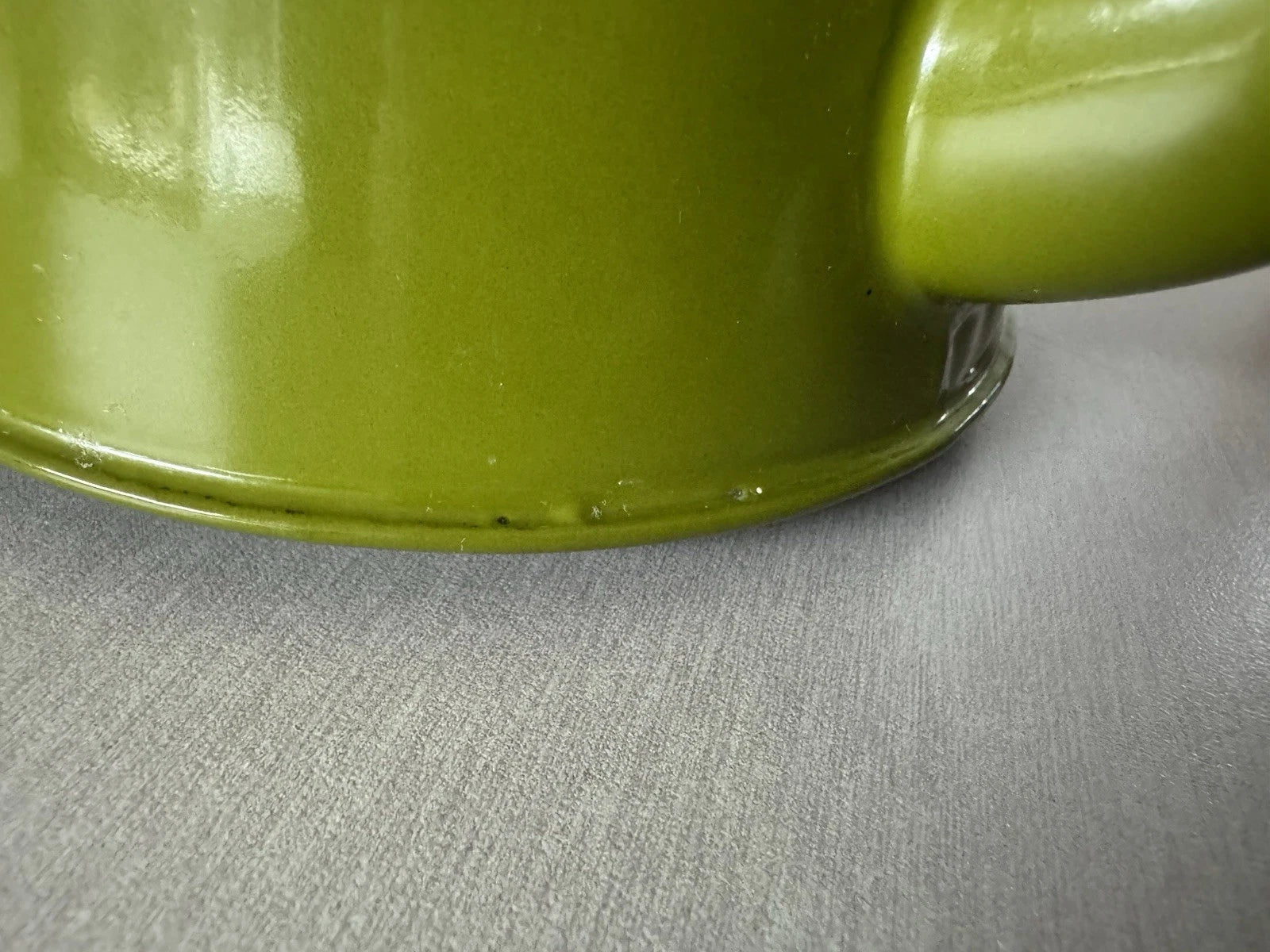 Vtg Avocado Green Enamel Teapot Tea Kettle Farmhouse Mcm Country Cottage Rustic
