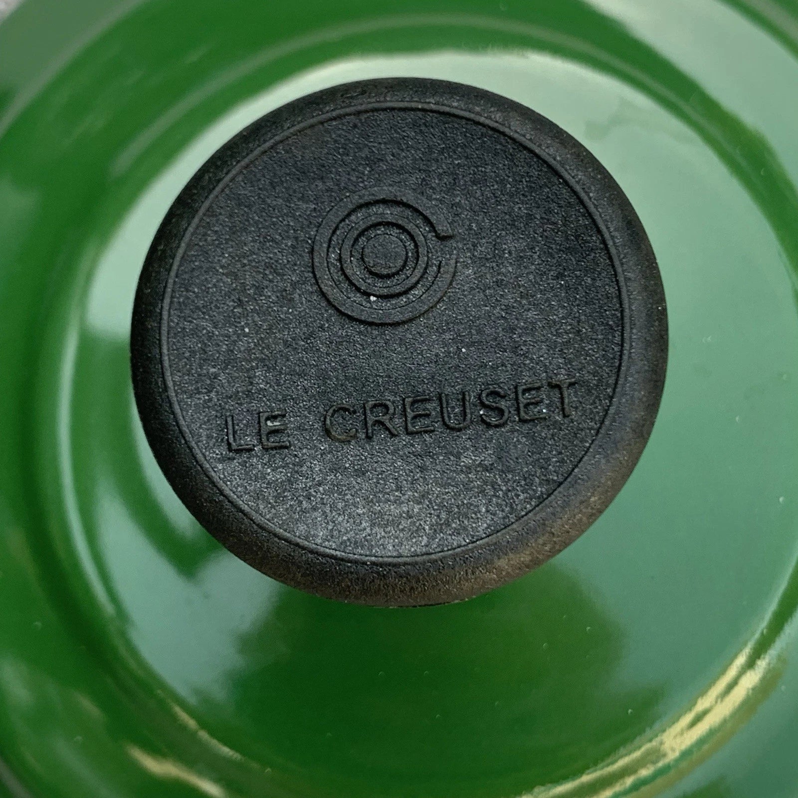 Le Creuset Vintage Tea Kettle Forest Green 1.7 quart 1.6 Liter Whistling Teapot