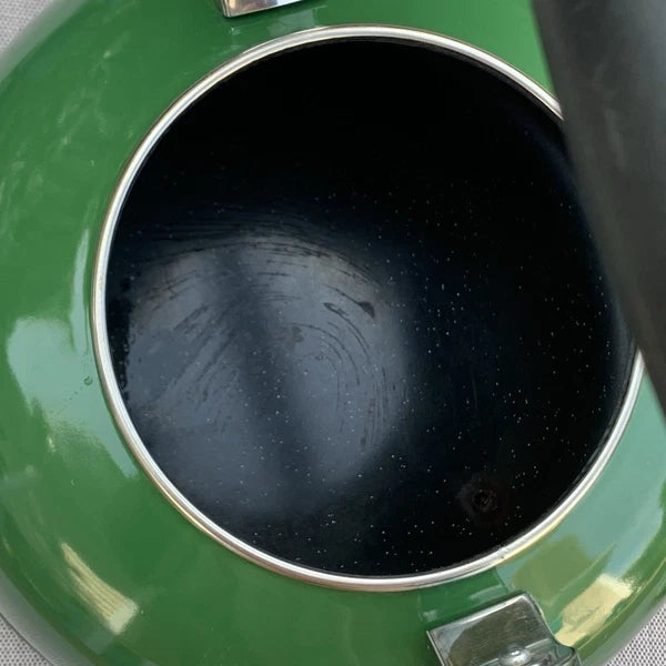 Le Creuset Vintage Tea Kettle Forest Green 1.7 quart 1.6 Liter Whistling Teapot