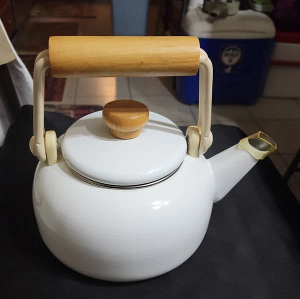 Vintage White Enamel 1.5Tea Kettle w Wood Adjustable Handle Thailand Very clean